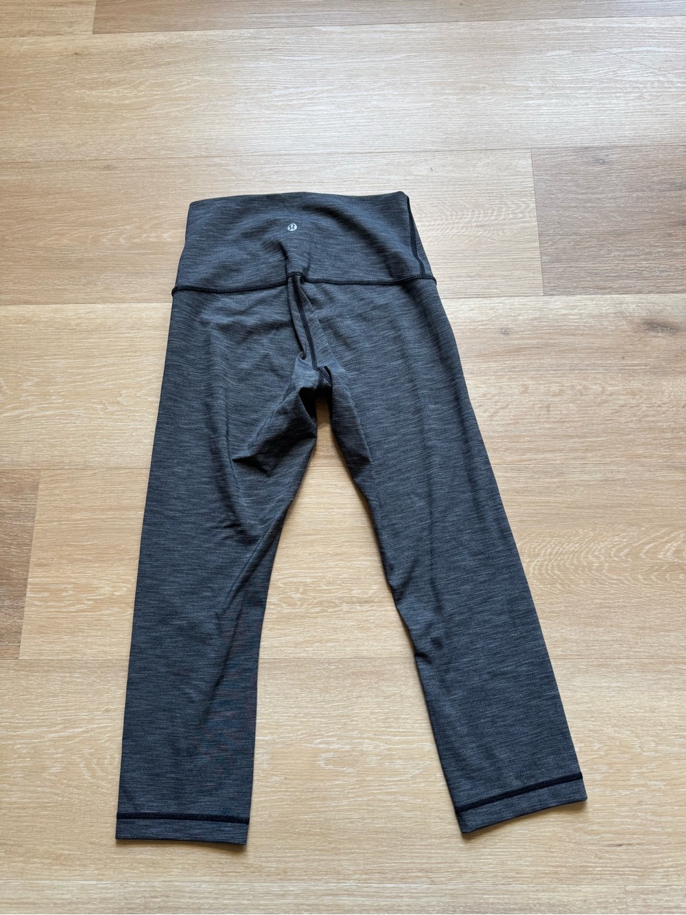 lululemon athletica Dark Gray Heather Align Capri Leggings - Picture 3 of 7